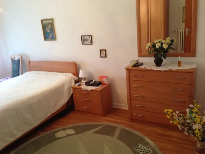 2 Zimmer Wohnung mit 60 m² in Krefeld – Bild 2