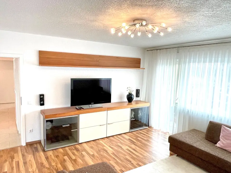 3 Zimmer Wohnung mit 102 m² in Esslingen am Neckar – Bild 1