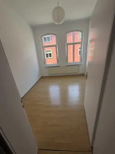 4 Zimmer Wohnung mit 105 m² in Hannover – Bild 3