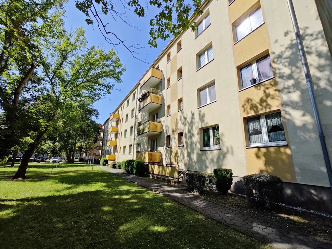 2 Zimmer Wohnung mit 49 m² in Merseburg – Bild 2