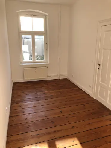 4 Zimmer Wohnung mit 122 m² in Berlin – Bild 3