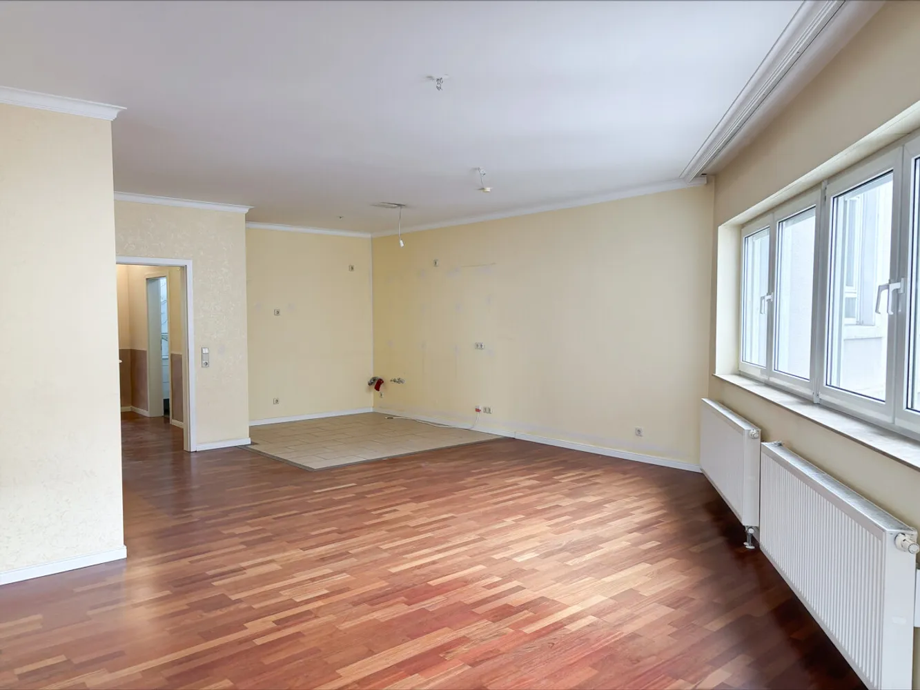 3 Zimmer Wohnung mit 100 m² in Ludwigshafen am Rhein – Bild 2