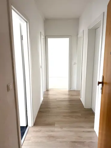 3 Zimmer Wohnung mit 59 m² in Magdeburg – Bild 2