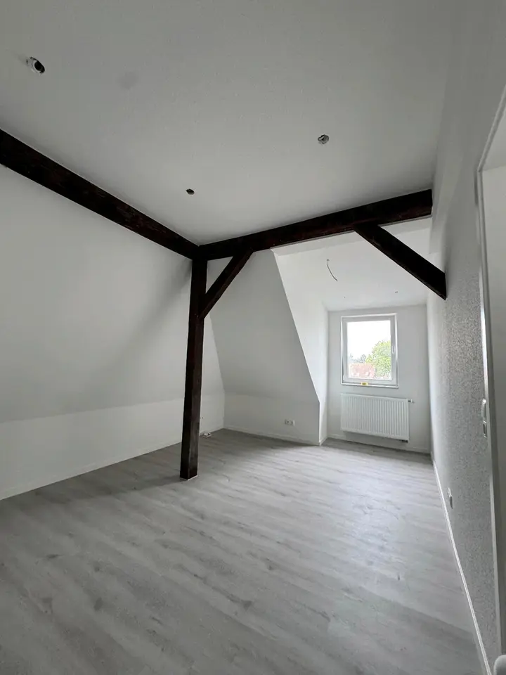 2 Zimmer Wohnung mit 65 m² in Delmenhorst – Bild 2