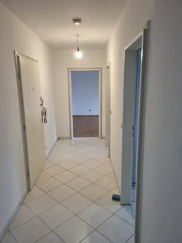 2 Zimmer Wohnung mit 66 m² in Kiel – Bild 2