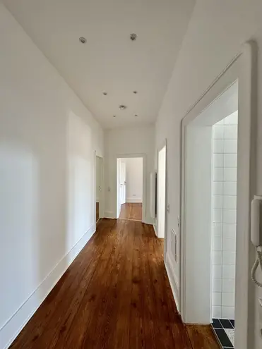 2 Zimmer Wohnung mit 67 m² in Karlsruhe – Bild 3