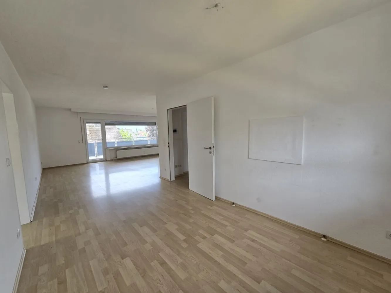 3 Zimmer Wohnung mit 103 m² in Wiesbaden – Bild 8