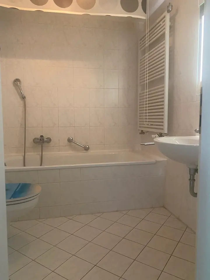 2 Zimmer Wohnung mit 55 m² in Plauen – Bild 2