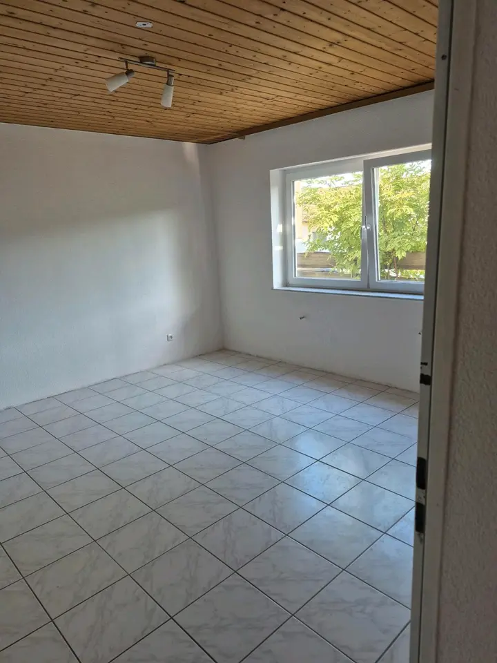 2 Zimmer Wohnung mit 67 m² in Michelstadt – Bild 2
