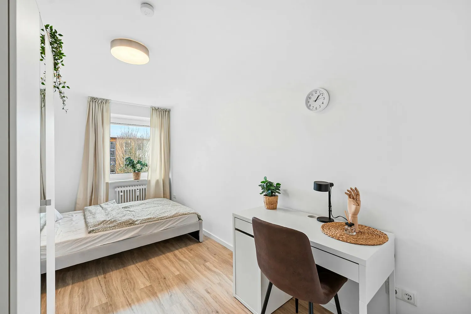 WG-Zimmer mit 11 m² in München – Bild 1