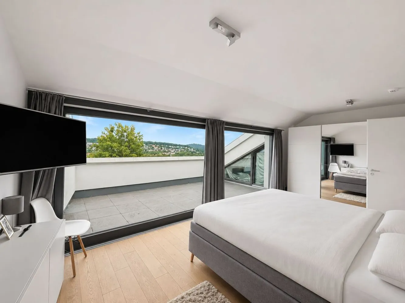 4 Zimmer Wohnung mit 132 m² in Stuttgart – Bild 8