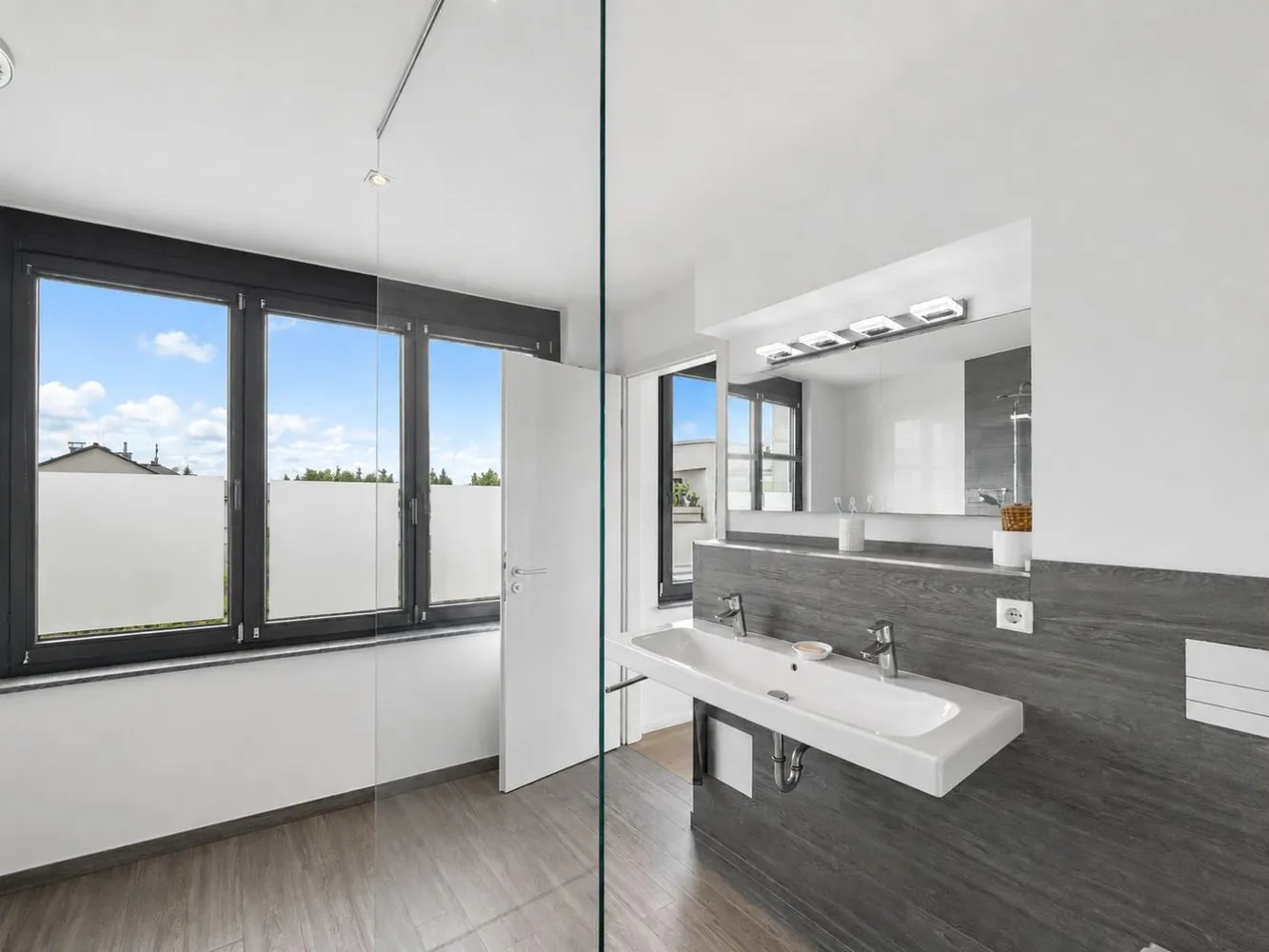 4 Zimmer Wohnung mit 132 m² in Stuttgart – Bild 10