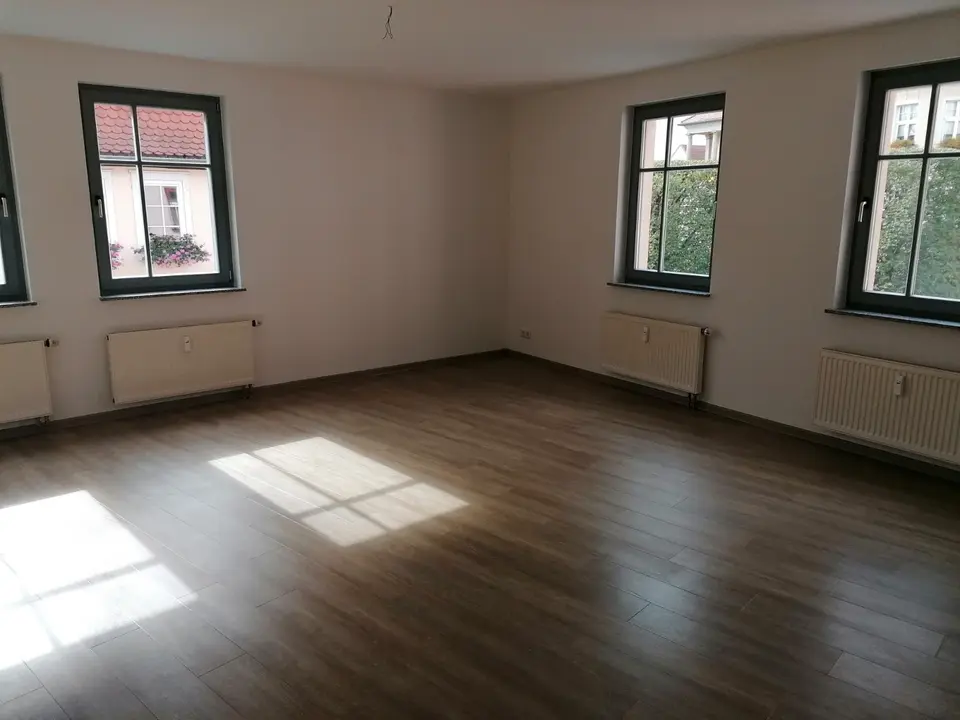 5 Zimmer Wohnung mit 111 m² in Sangerhausen – Bild 1