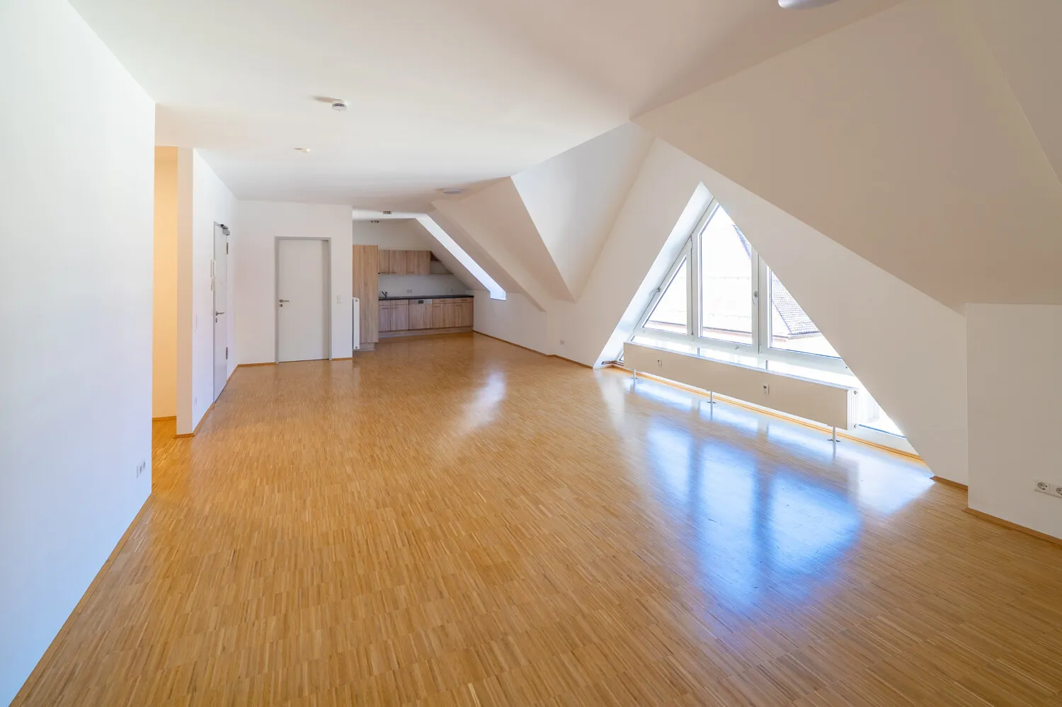 2 Zimmer Wohnung mit 101 m² in Villingen-Schwenningen – Bild 3