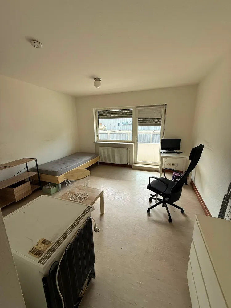 1 Zimmer Wohnung mit 25 m² in Saarbrücken – Bild 3