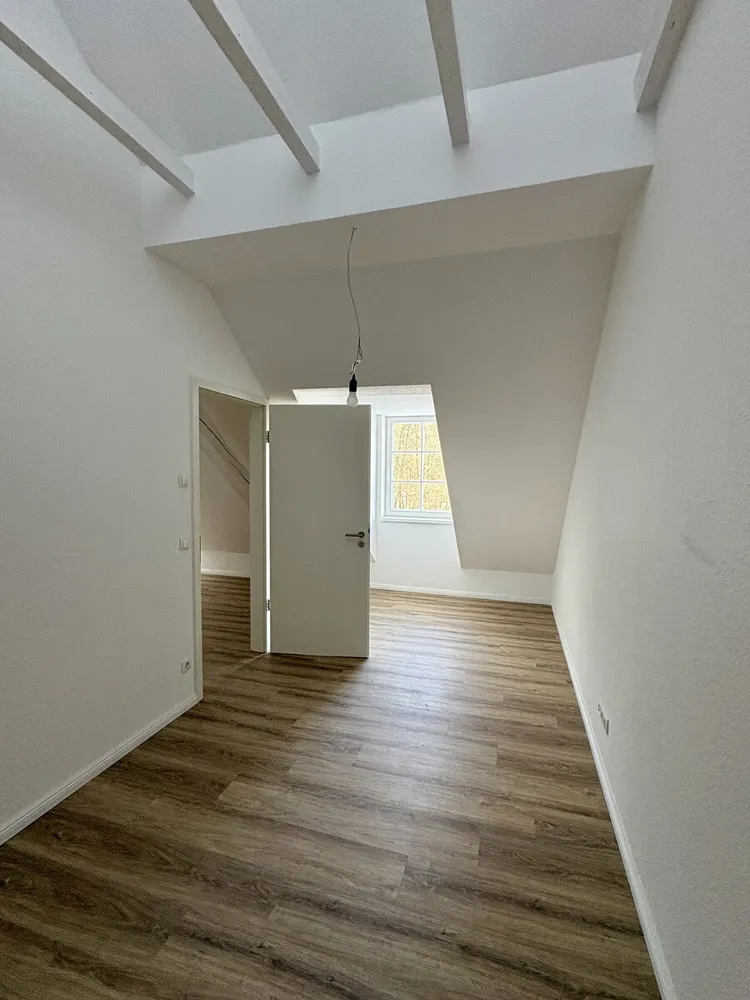 2 Zimmer Wohnung mit 100 m² in Fulda – Bild 2