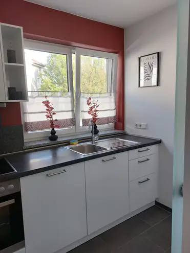 2 Zimmer Wohnung mit 74 m² in Regensburg – Bild 3