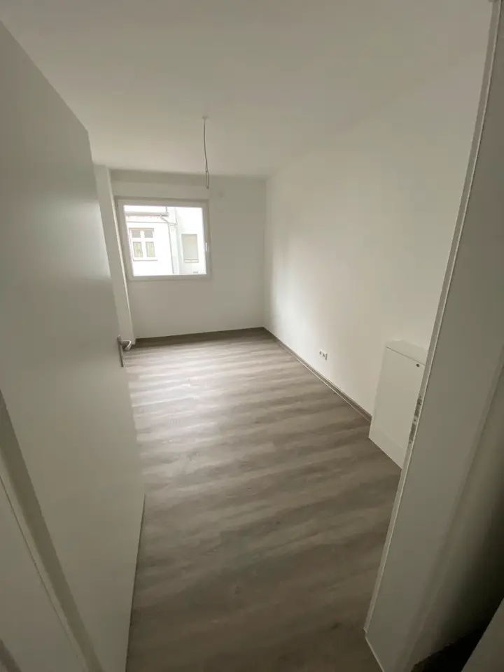 6 Zimmer Wohnung mit 128 m² in Herne – Bild 2