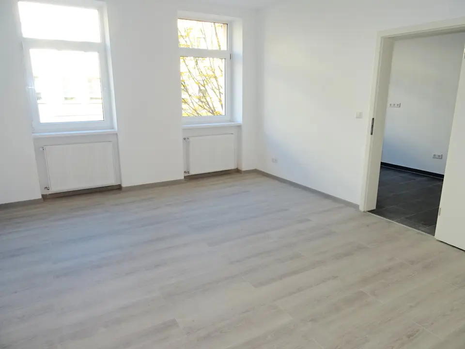 4 Zimmer Wohnung mit 120 m² in Zwickau – Bild 3
