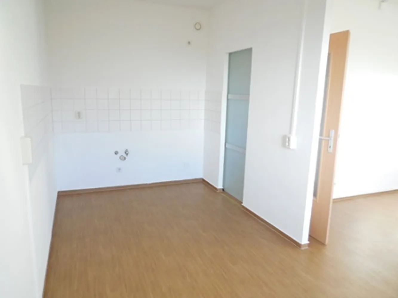 4 Zimmer Wohnung mit 64 m² in Dessau-Roßlau – Bild 3