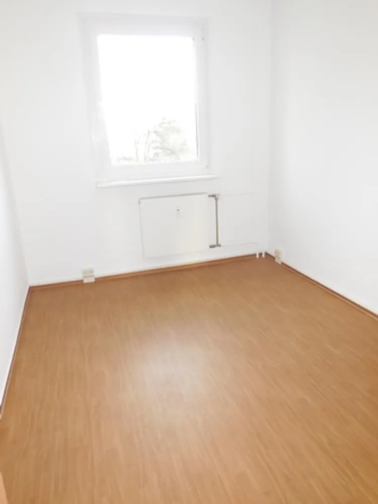4 Zimmer Wohnung mit 64 m² in Dessau-Roßlau – Bild 6