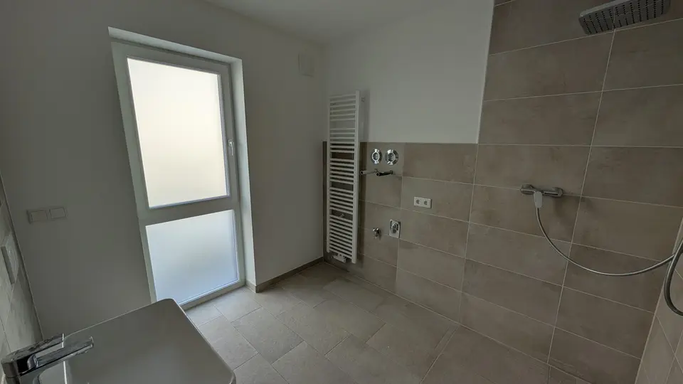 2 Zimmer Wohnung mit 69 m² in Würzburg – Bild 5