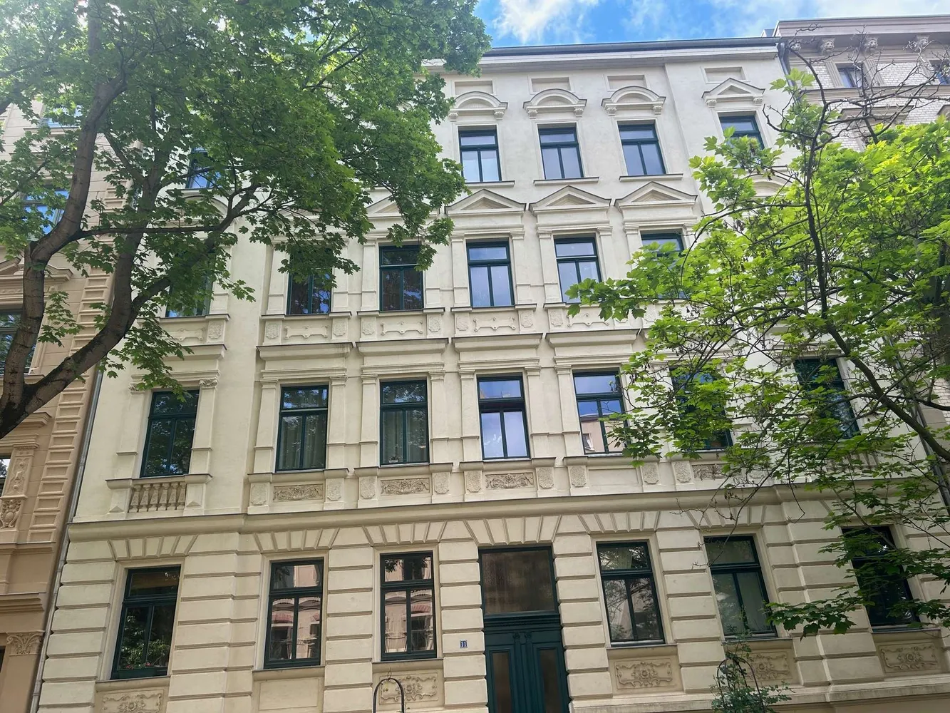 2 Zimmer Wohnung mit 65 m² in Halle (Saale) – Bild 2