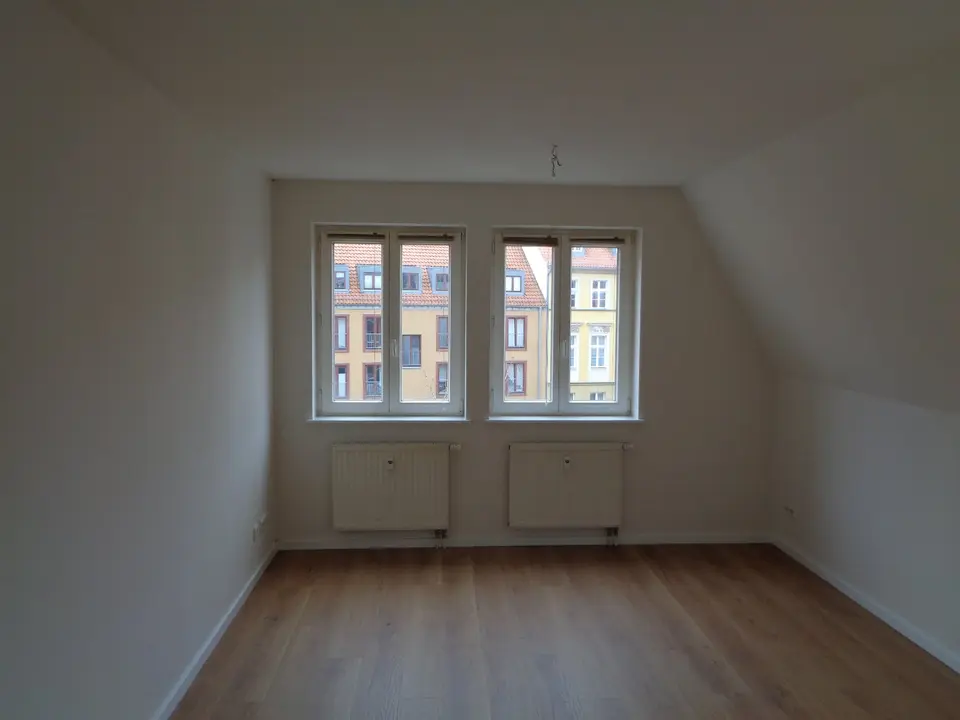 3 Zimmer Wohnung mit 88 m² in Stralsund – Bild 1