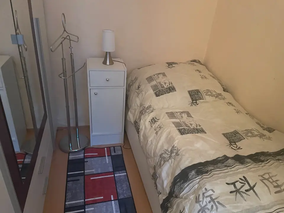 14 Zimmer Wohnung mit 52 m² in Rostock – Bild 3