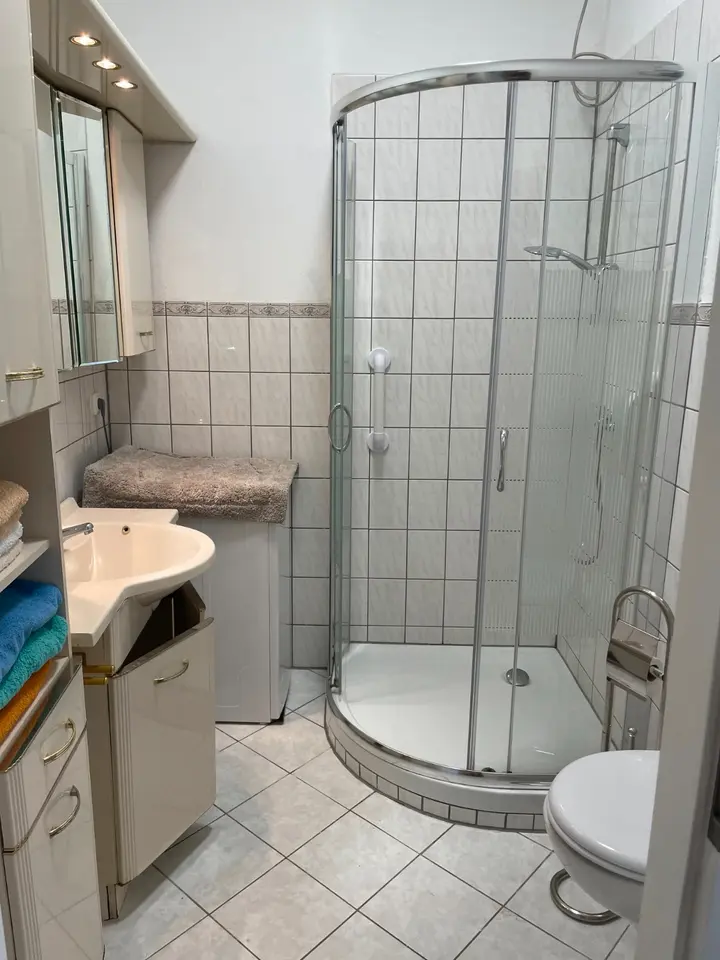 14 Zimmer Wohnung mit 52 m² in Rostock – Bild 6