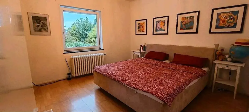 7 Zimmer Haus mit 120 m² in Düsseldorf – Bild 1