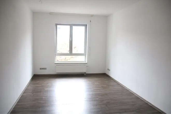 2 Zimmer Wohnung mit 93 m² in Saarbrücken – Bild 2