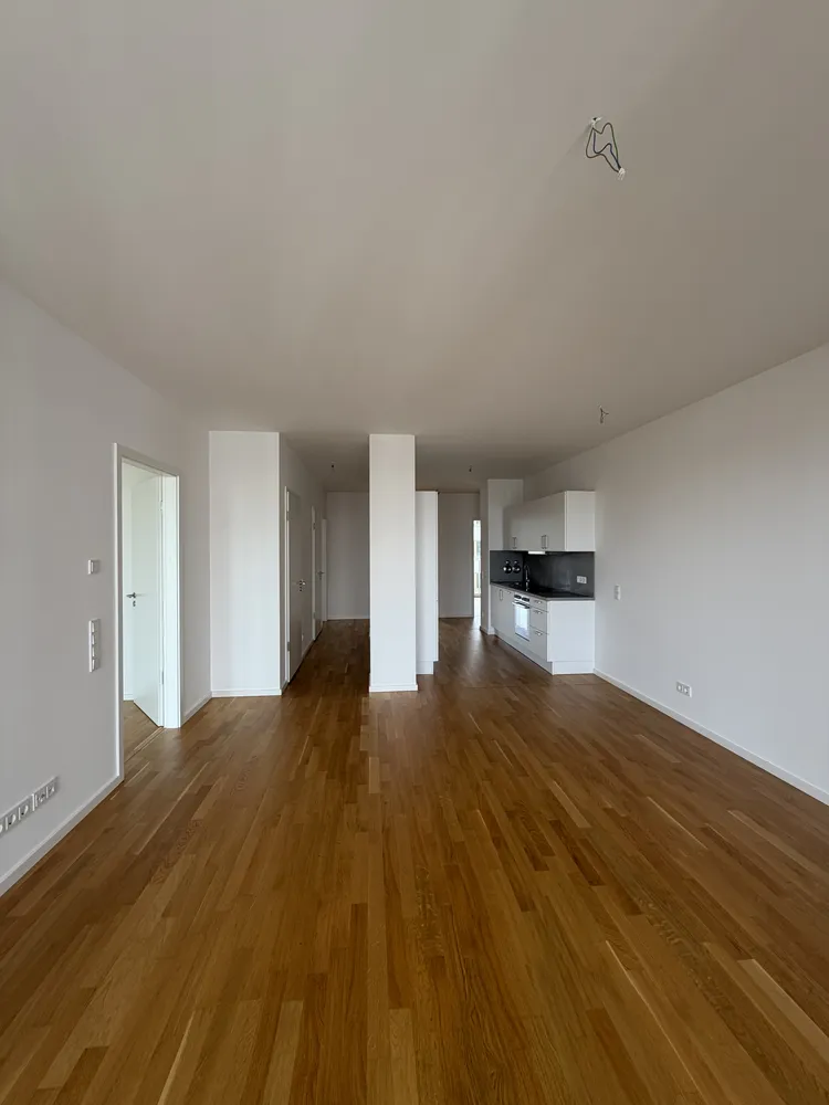 7 Zimmer Wohnung mit 119 m² in Dresden – Bild 1