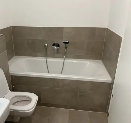 4 Zimmer Wohnung mit 96 m² in Berlin – Bild 3