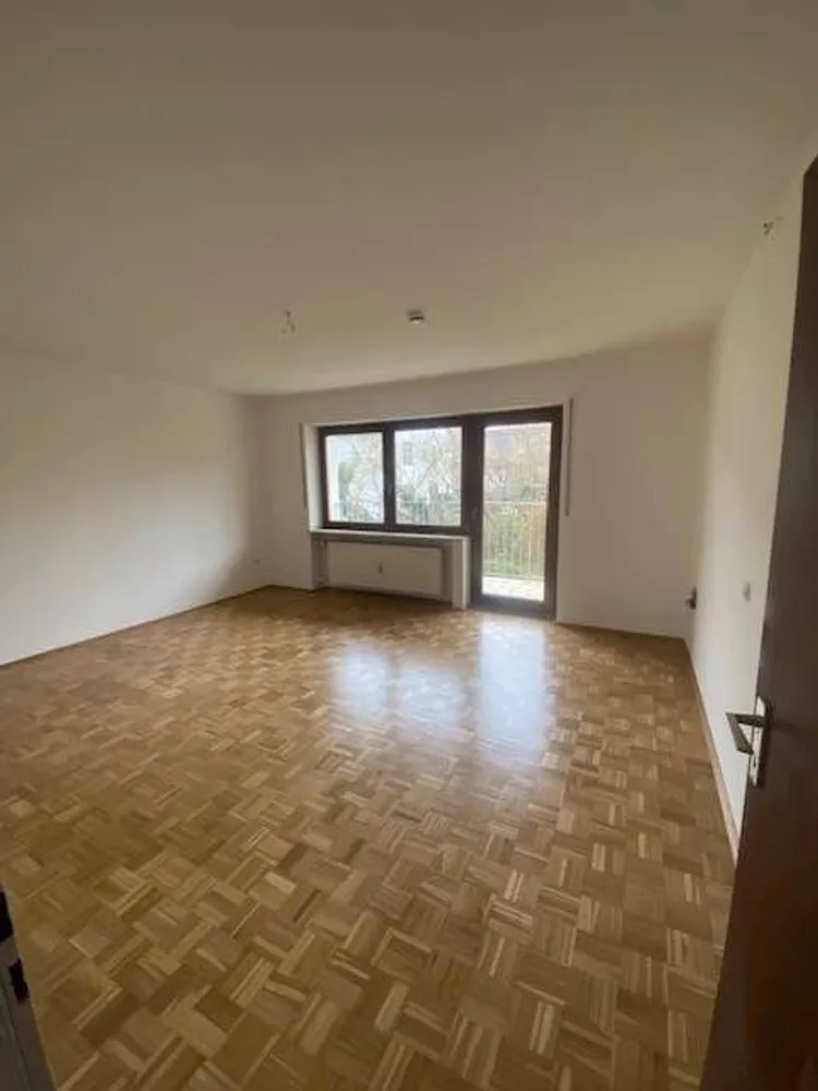 4 Zimmer Wohnung mit 83 m² in Landshut – Bild 1