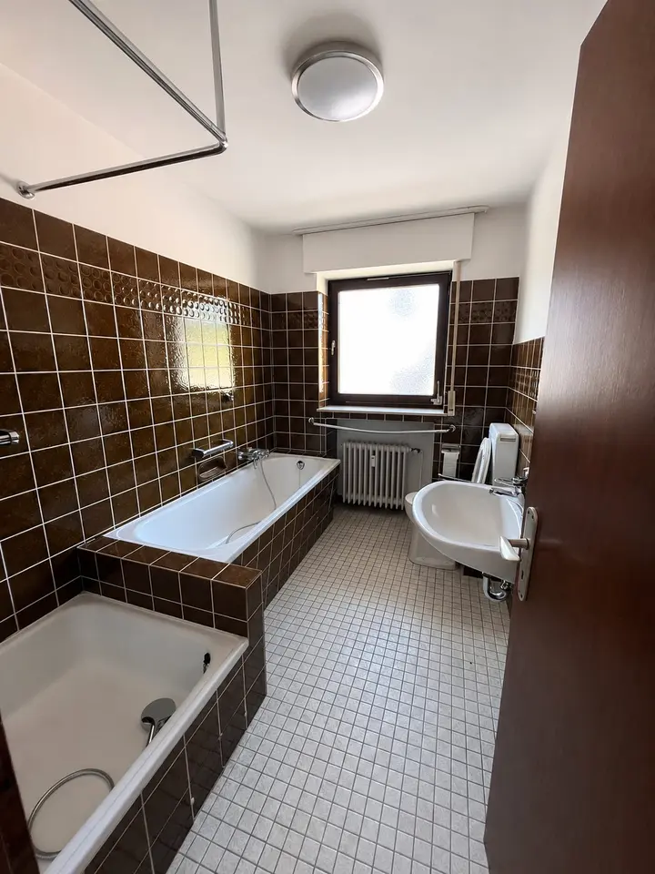 3 Zimmer Wohnung mit 120 m² in Detmold – Bild 6
