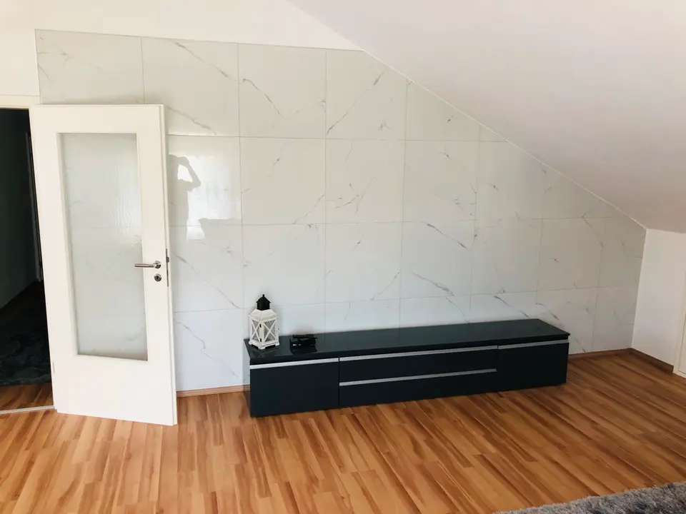 3 Zimmer Haus mit 78 m² in Reutlingen – Bild 2