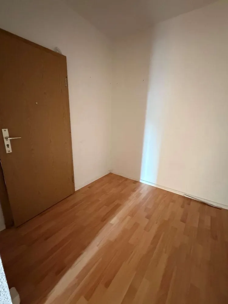 1 Zimmer Wohnung mit 40 m² in Plauen – Bild 8