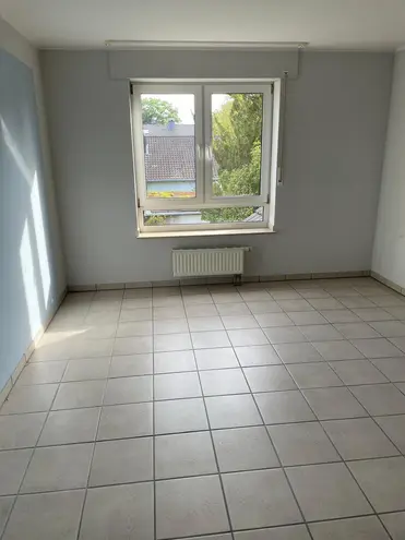 3 Zimmer Wohnung mit 85 m² in Neuss – Bild 2
