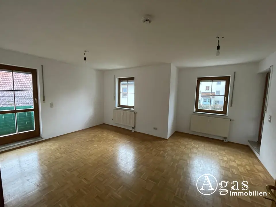 4 Zimmer Wohnung mit 94 m² in Oranienburg – Bild 1