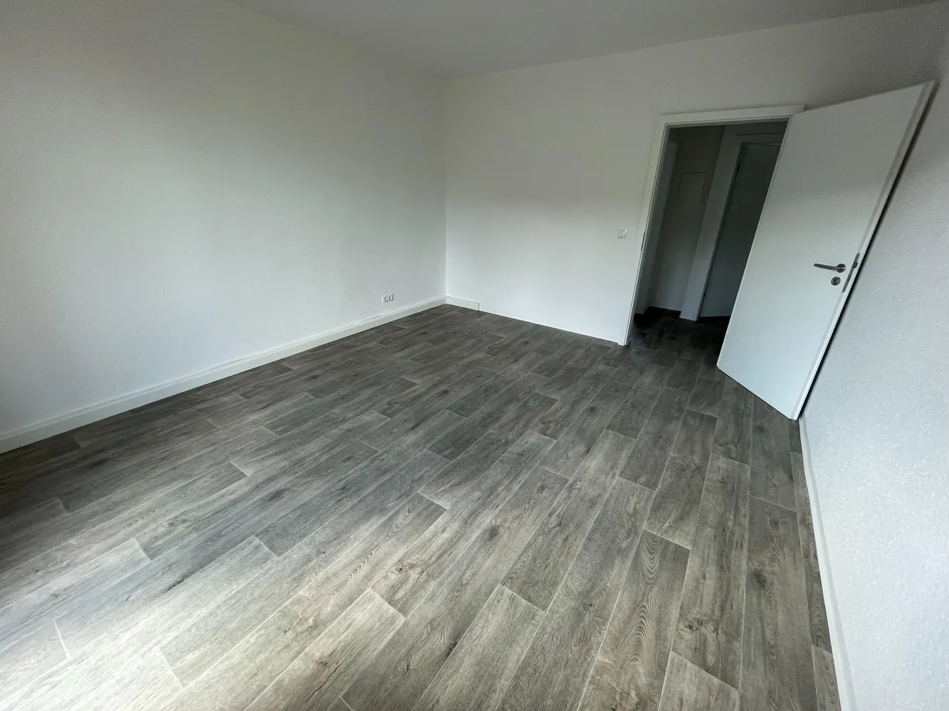 3 Zimmer Wohnung mit 60 m² in Merseburg – Bild 2