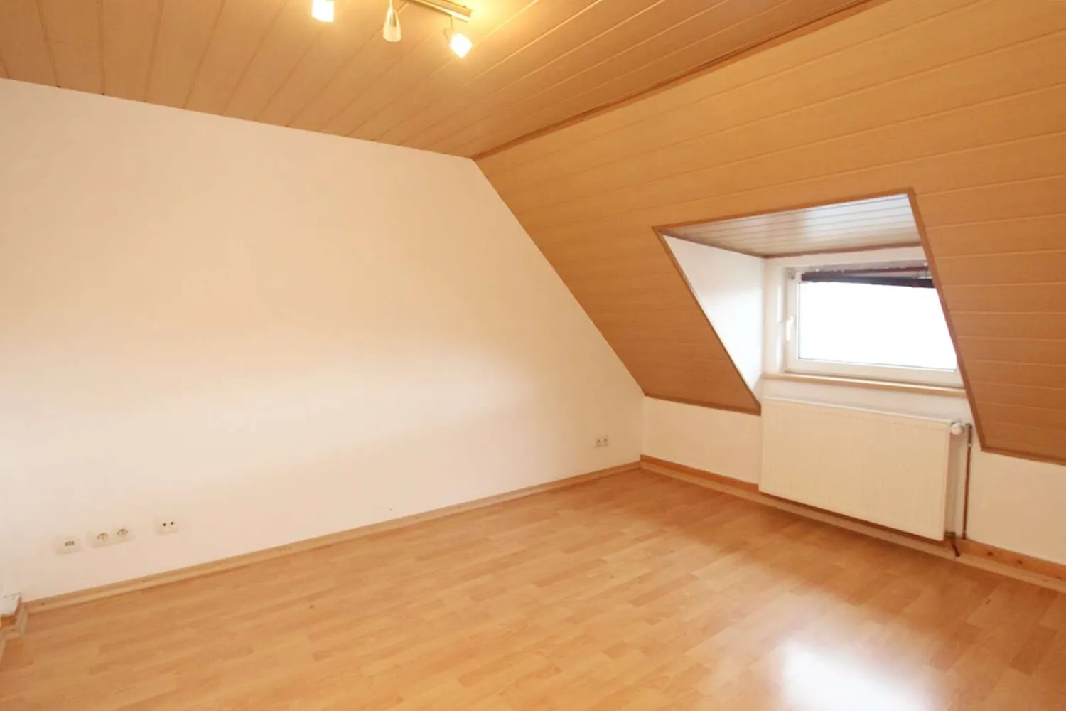 3 Zimmer Wohnung mit 54 m² in Kassel – Bild 2