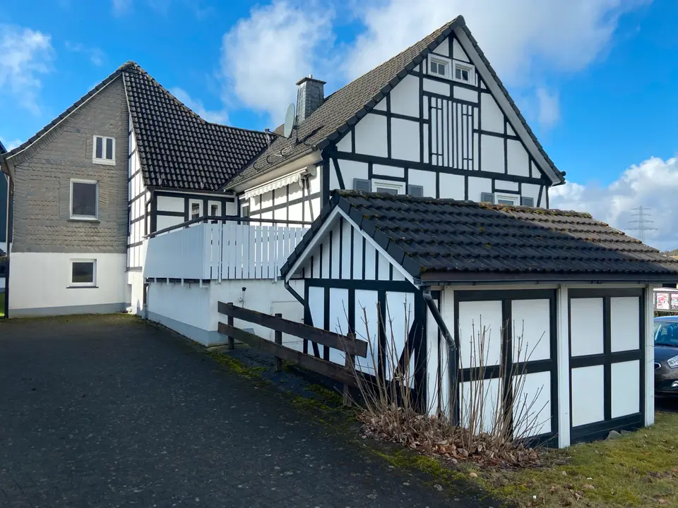 10 Zimmer Haus mit 402 m² in Siegen – Bild 4