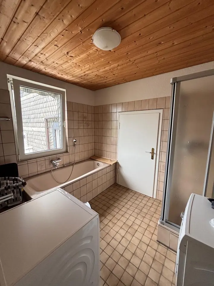 10 Zimmer Haus mit 402 m² in Siegen – Bild 7