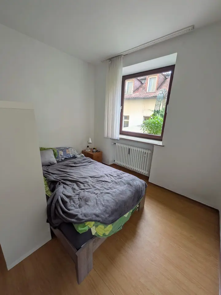 20 Zimmer Wohnung mit 80 m² in Würzburg – Bild 3