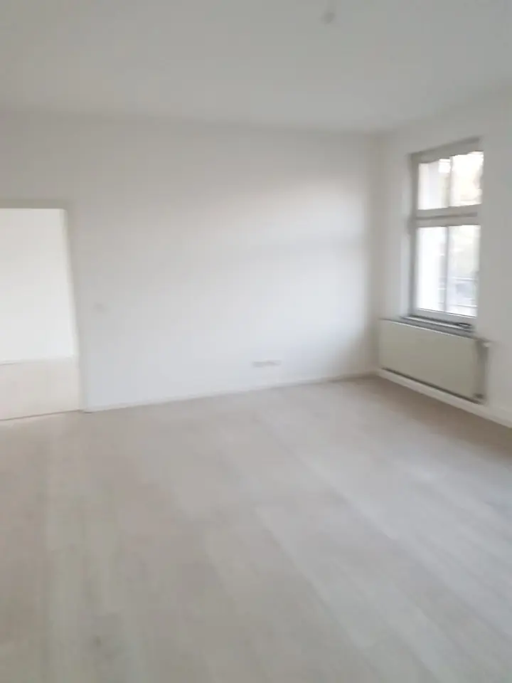 4 Zimmer Wohnung mit 105 m² in Cottbus – Bild 1
