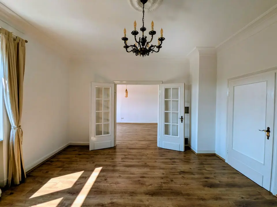 4 Zimmer Wohnung mit 120 m² in Pforzheim – Bild 1