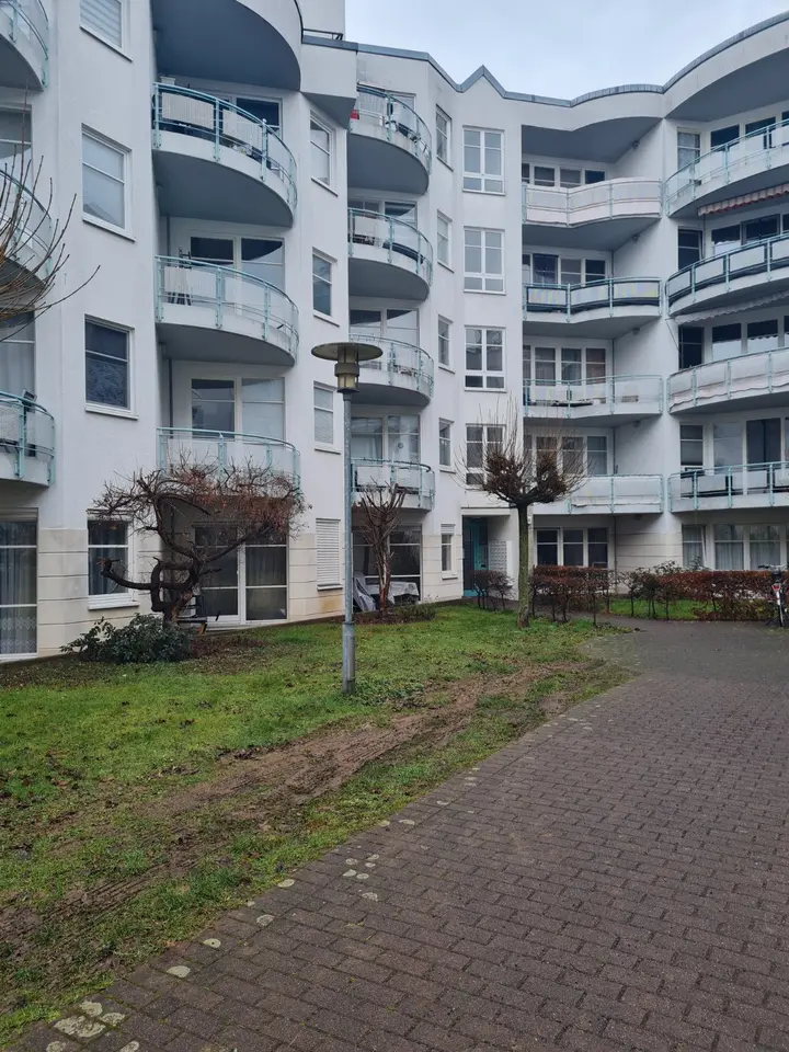 Studio mit 30 m² in Brühl – Bild 7