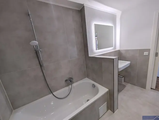 4 Zimmer Wohnung mit 138 m² in Frankfurt am Main – Bild 10