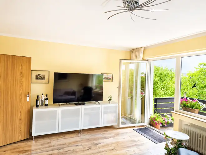 4 Zimmer Wohnung mit 102 m² in Köln – Bild 1
